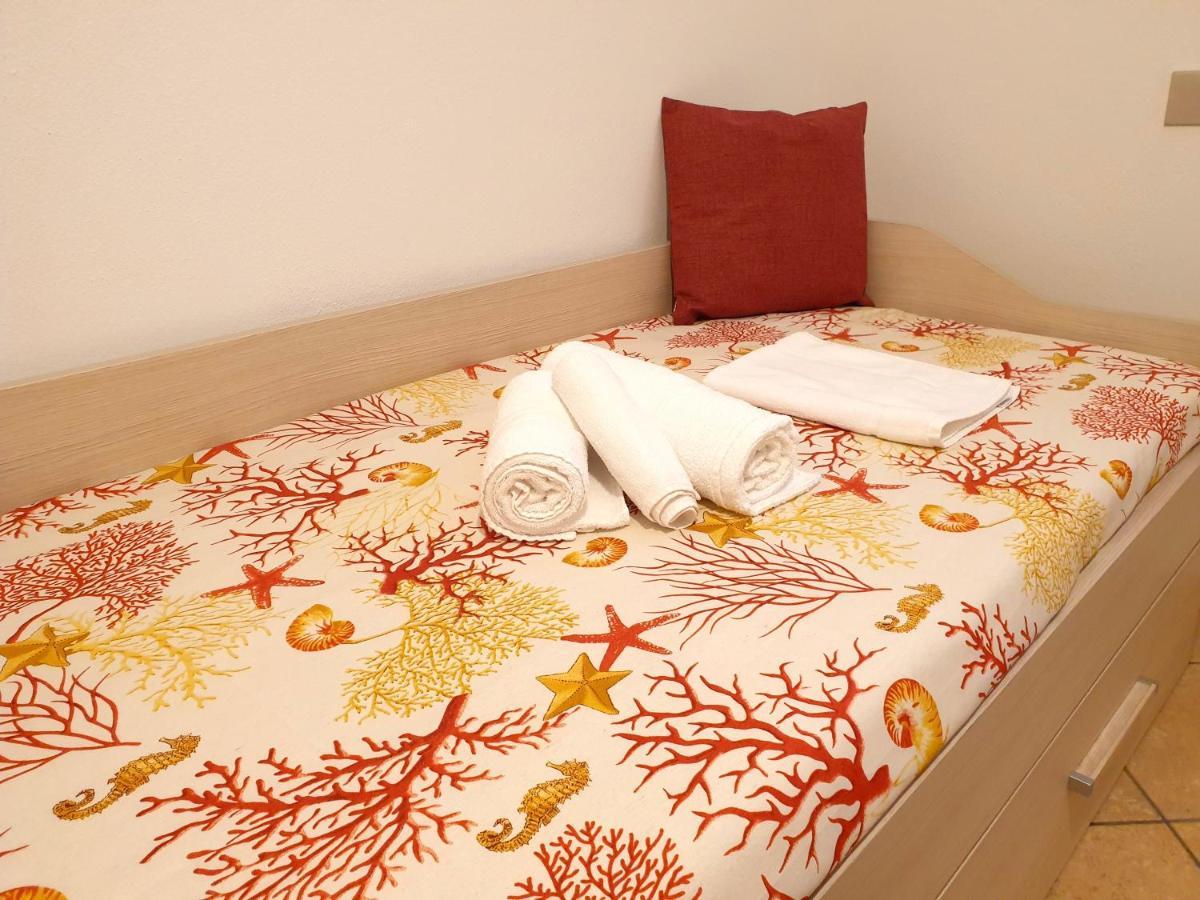 Dimora Rena Dorada - Apartment In Pula, Sardinia, Italy Экстерьер фото